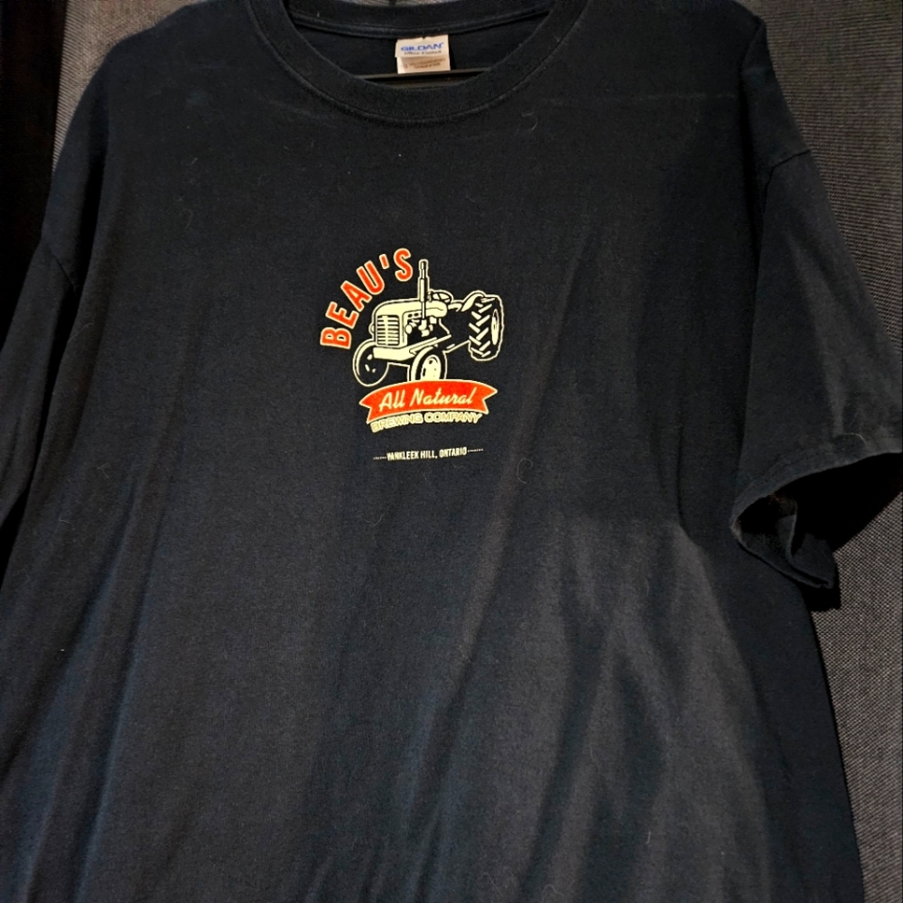 Gildan Black Beaus Brewing Graphic Tee